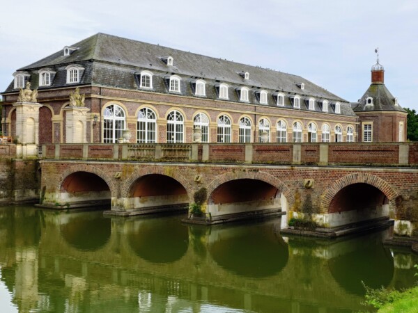 © VLife Blog vlife.blog Blick auf einen Teil des barocken Wasserschlosses Nordkirchen.