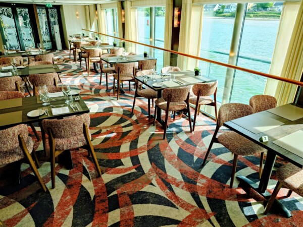 © VLife Blog vlife.blog Das Restaurant Matterhorn an Bord der MS Edelweiss.