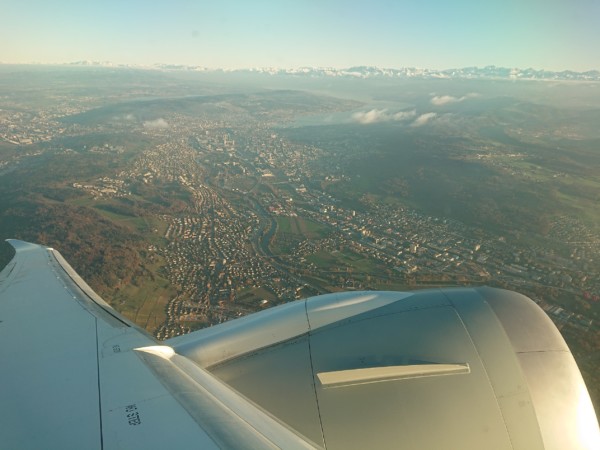 © VLife Blog vlife.blog – Die Schweiz aus der Vogelperspektive nach dem Start in Zürich.