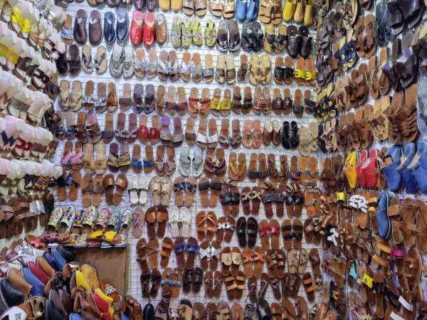 © VLife Blog vlife.blog Schuh-Paradies im rieisigen Souk El Had.