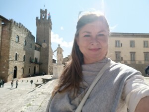© VLife Blog vlife.blog – Selfie vor dem Dom von Arezzo.
