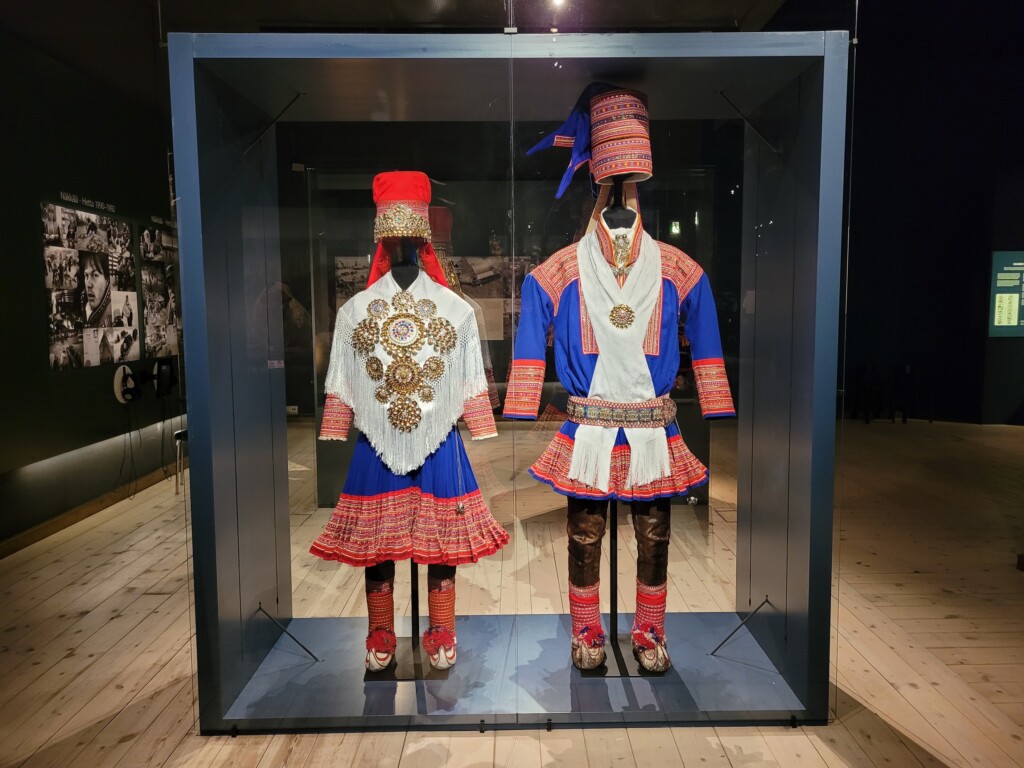 © VLife Blog vlife.blog Das Arktikum Museum in Rovaniemi gewährt spannende Einblicke in die Traditionen der Sami.